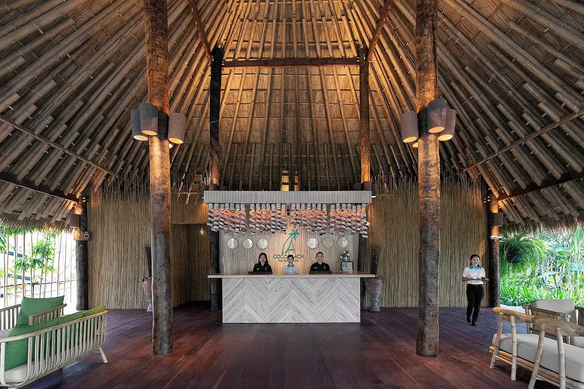 لابی 2 هتل فی‌فی کوکو بیچ